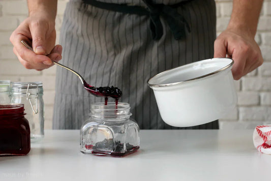🍇 Blackberry Bliss: A Homemade Jam for Babies (6–24 Months)